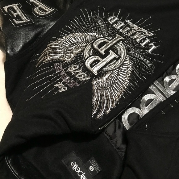 🎊SOLD🎊 Pelle Pelle Ladies Jacket - Picture 3 of 4